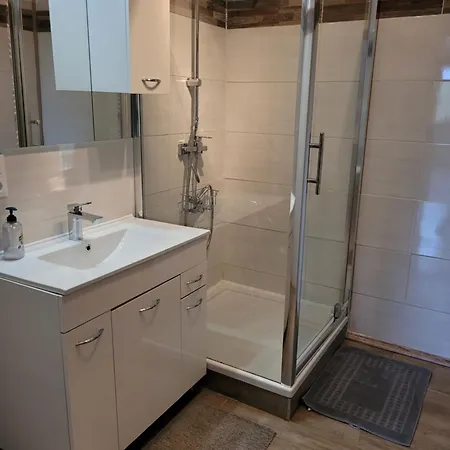 Haus 140 Qm Fuer Monteure *