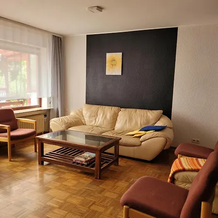 Haus 140 Qm Fuer Monteure Apartment