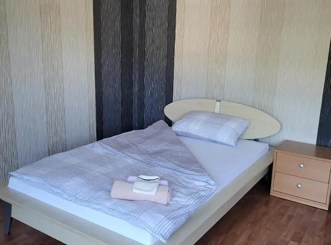 Haus 140 Qm Fuer Monteure Apartamento *